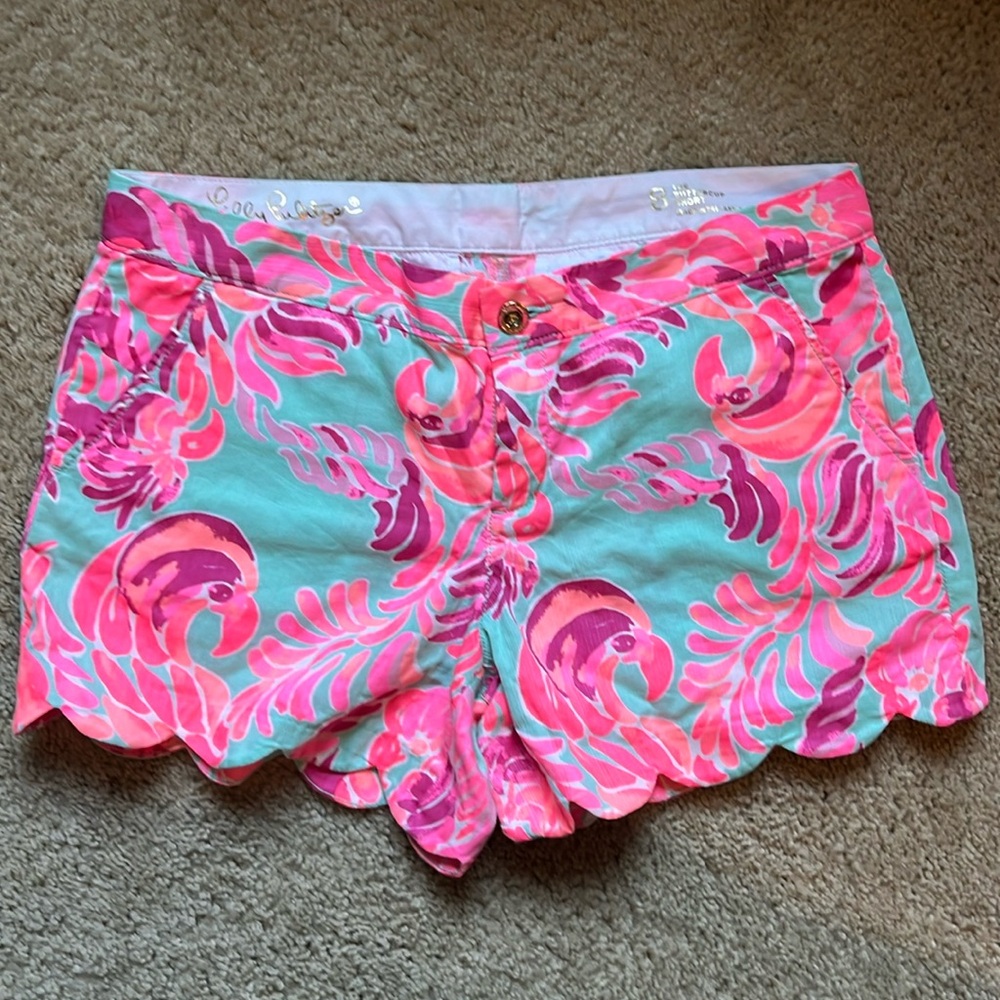 Lilly Pulitzer buttercup scalloped edge shorts